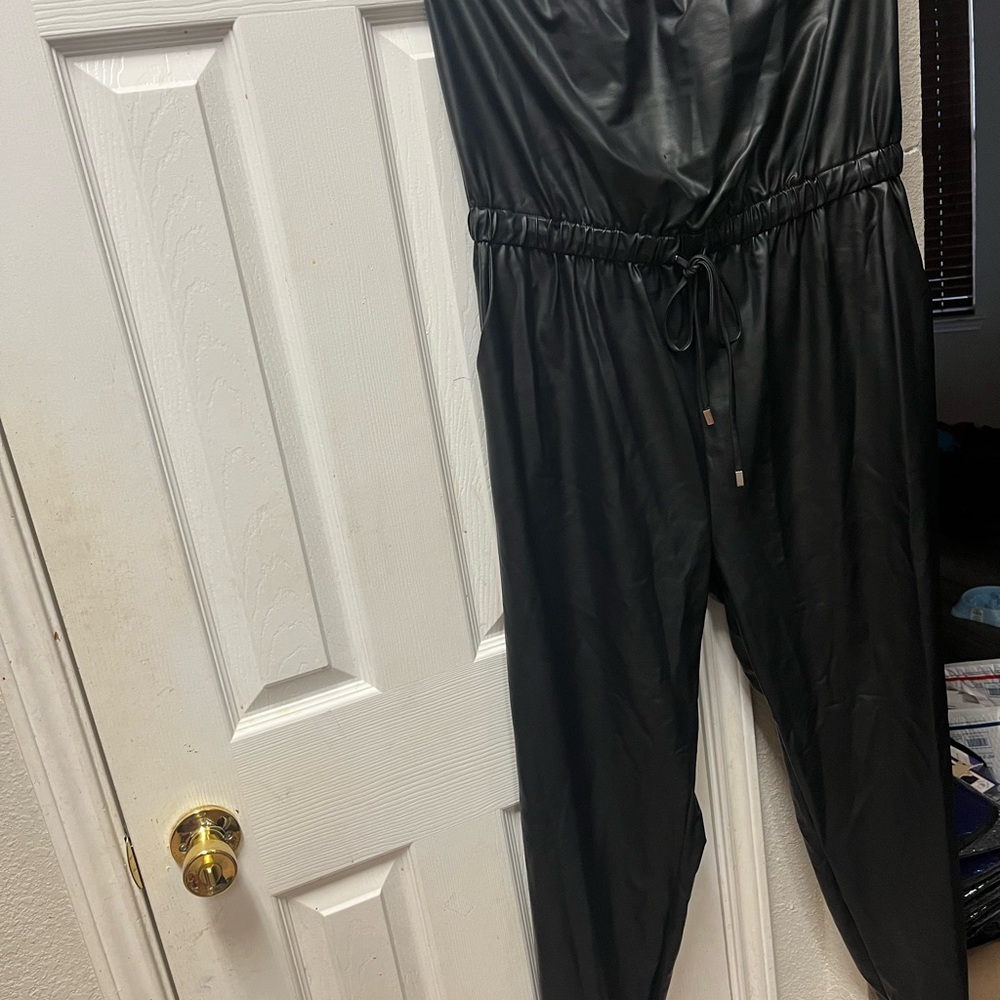 Elegant Black Women's Jumpsuit